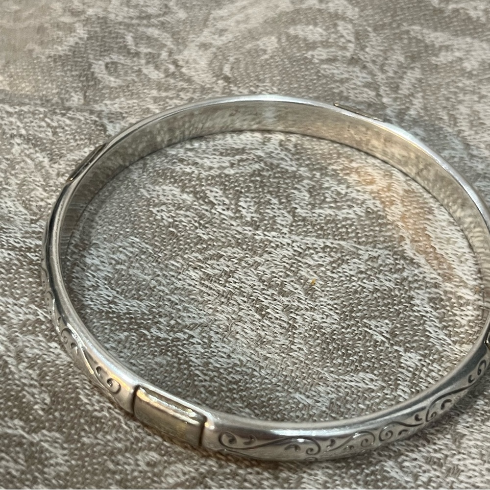 Venezia 2-Tone Bangle - Picture 2 of 4